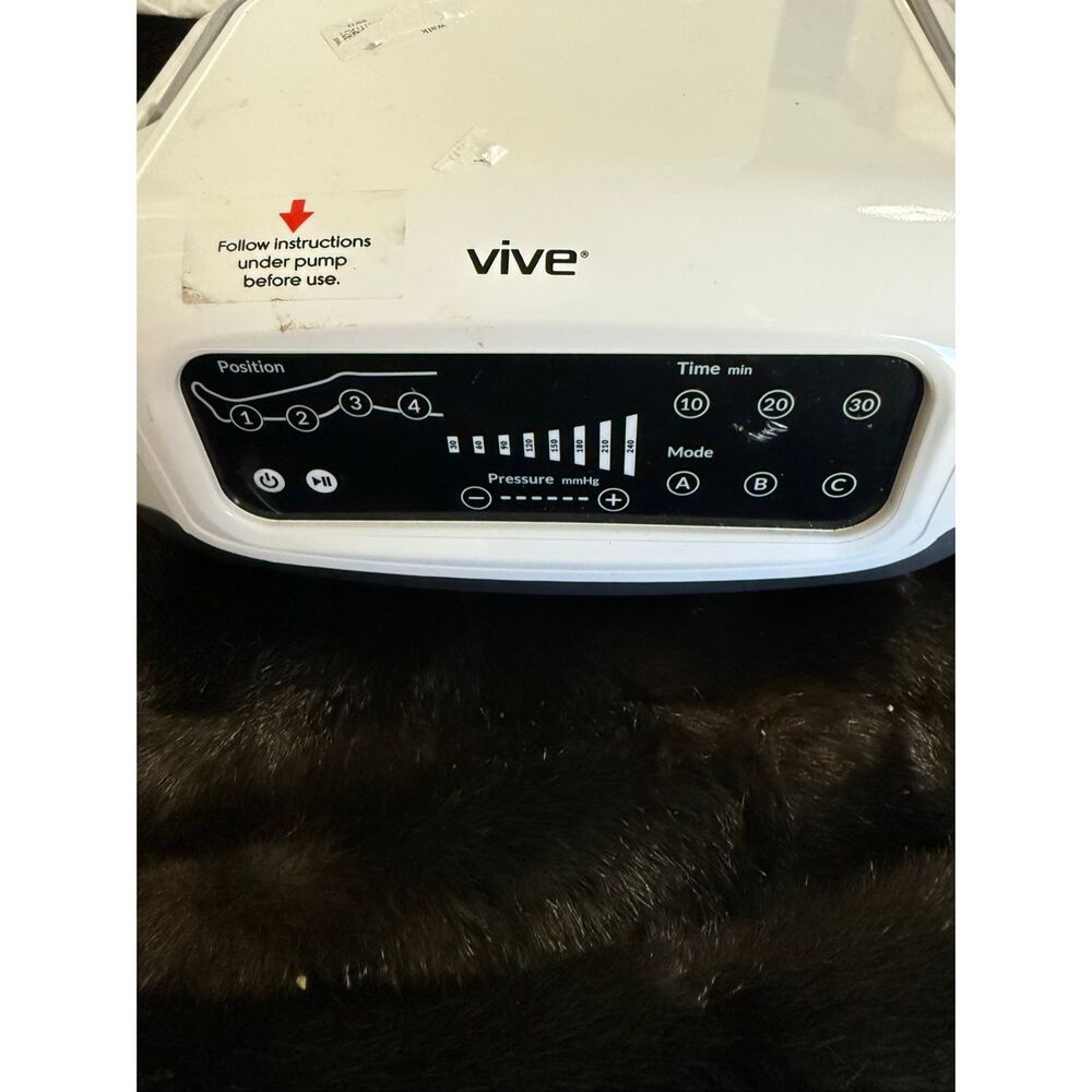 Vive Leg Compression System, pump only.   No accessories. Model RHB1019 - Picture 2 of 5